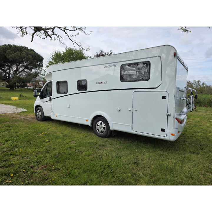 Camping-car profilé Dethleffs Trend d'occasion très bon état T7057EB 2021 22500km