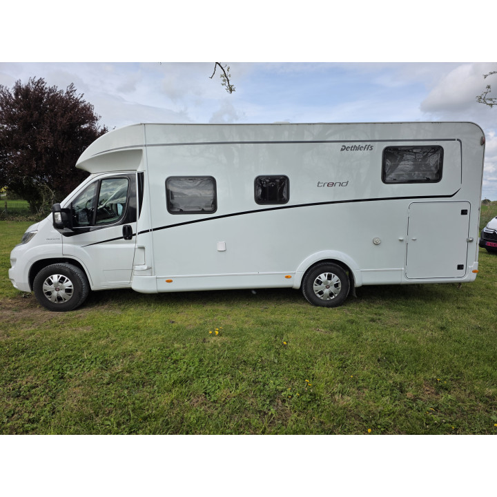 Camping-car profilé Dethleffs Trend d'occasion très bon état T7057EB 2021 22500km