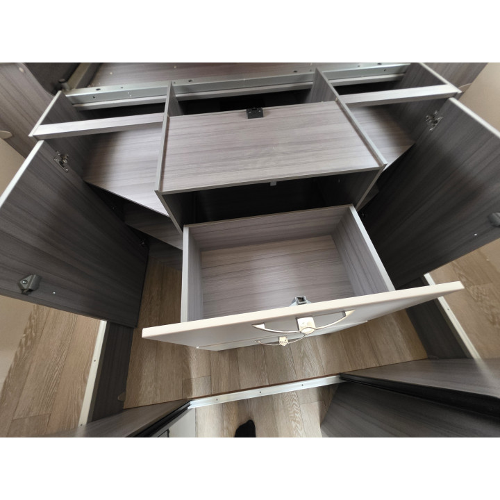 Camping-car profilé étroit Hobby V65GQ 2022 état neuf 18100km Store Tv Sattelite