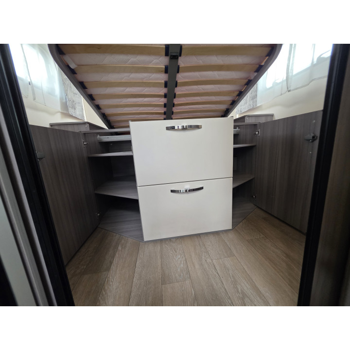 Camping-car profilé étroit Hobby V65GQ 2022 état neuf 18100km Store Tv Sattelite Occasion récente