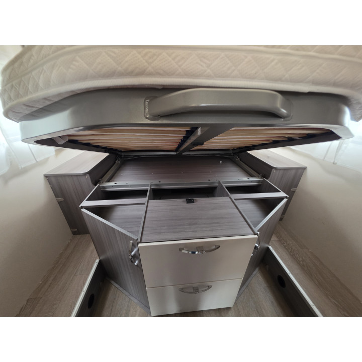 Camping-car profilé étroit Hobby V65GQ 2022 état neuf 18100km Store Tv Sattelite Occasion récente