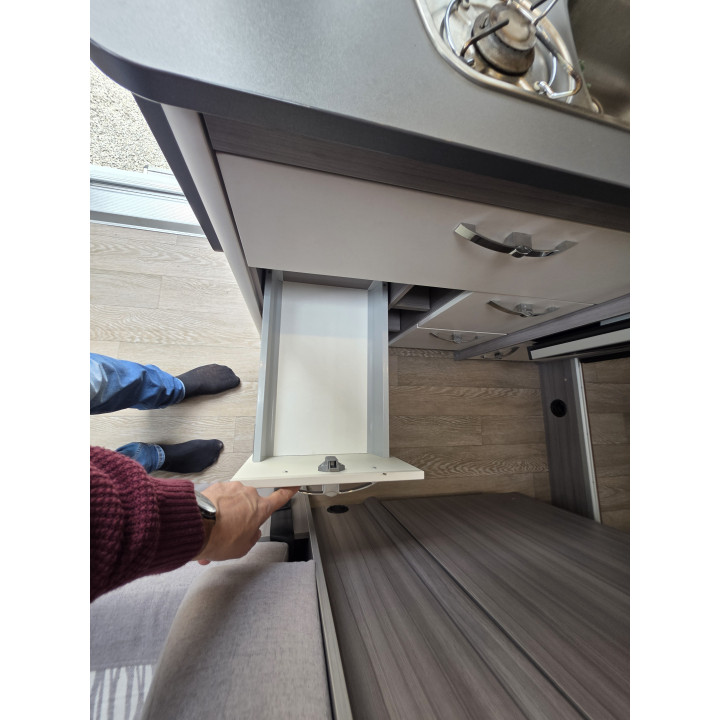 Camping-car profilé étroit Hobby V65GQ 2022 état neuf 18100km Store Tv Sattelite Occasion récente