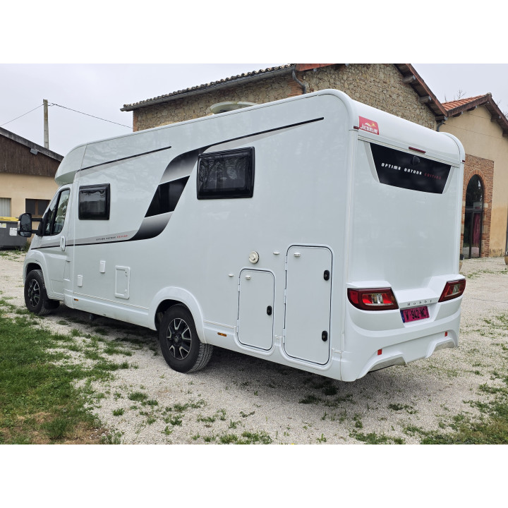 Camping-car profilé étroit Hobby V65GQ 2022 état neuf 18100km Store Tv Sattelite Occasion récente