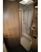 Camping-car profilé LMC Breezer V643G