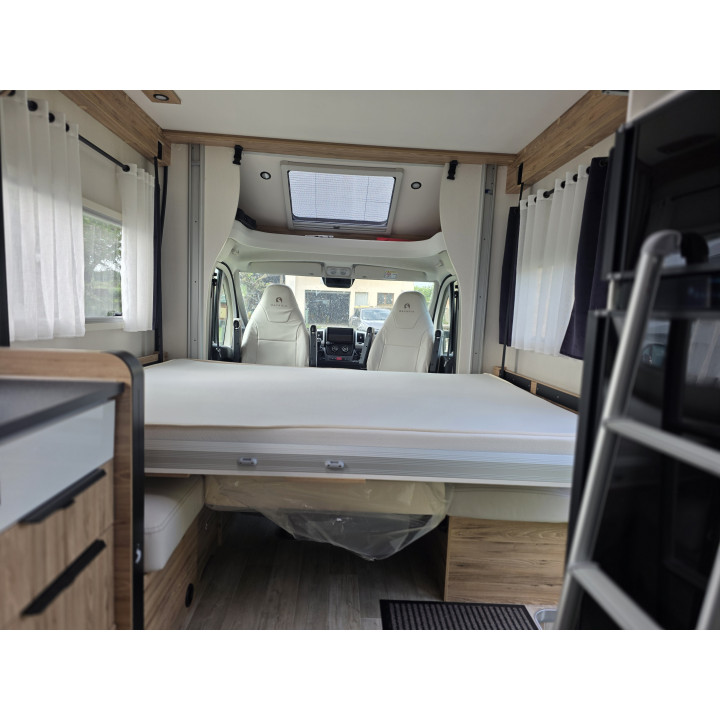 Bavaria T696D Nomade 2023 Att Tv Sat Lithium GPL comme neuf superbe occasion