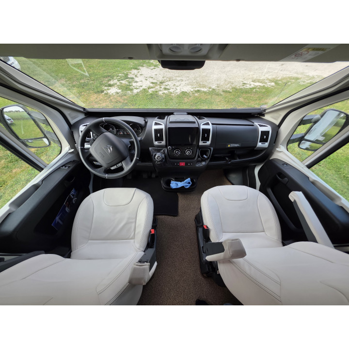 Bavaria T696D Nomade 2023 Att Tv Sat Lithium GPL comme neuf superbe occasion
