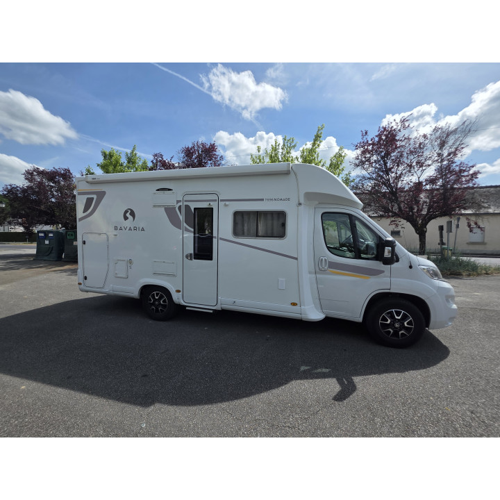 Bavaria T696D Nomade 2023 Att Tv Sat Lithium GPL comme neuf superbe occasion