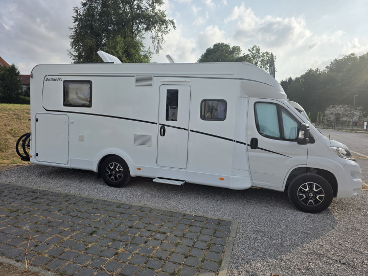 Dethleffs Just 90 T7052DBL 2024 occasion – 10 000 km