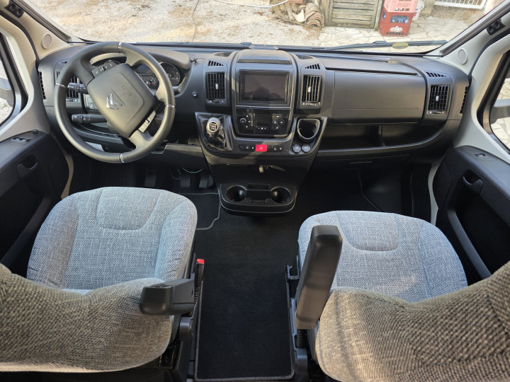Dethleffs Just 90 T7052DBL 2024 occasion – 10 000 km