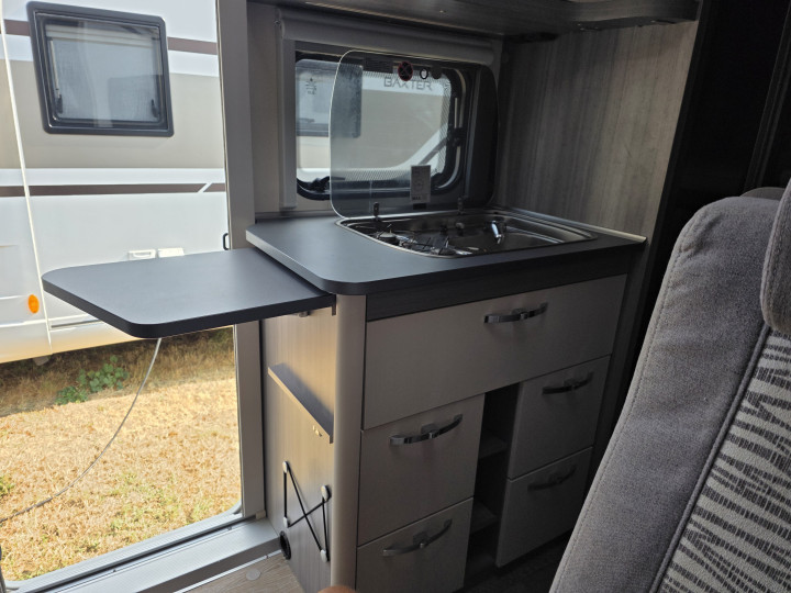 Camping-car profilé étroit Hobby V65 GQ Optima ontour Edition 2022 occasion récente