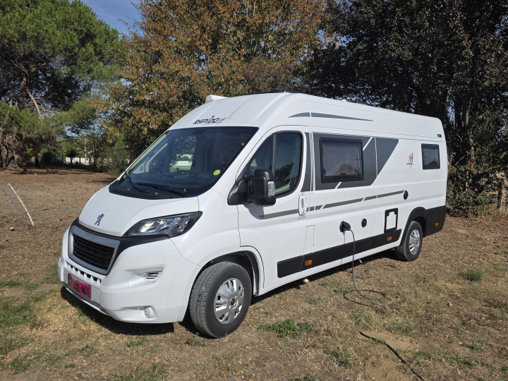 Rapido V68 2023 occasion – Lits jumeaux – 26 100 km