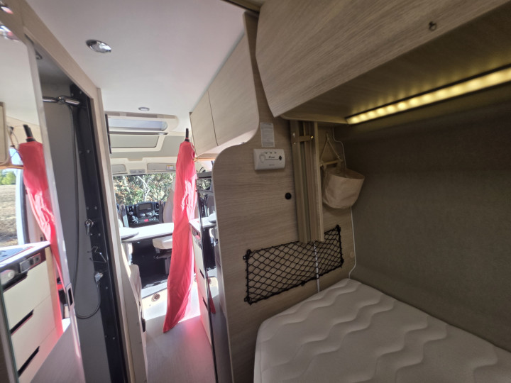 Rapido V68 2023 occasion – Lits jumeaux – 26 100 km