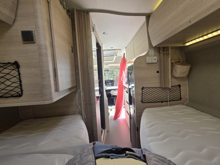 Rapido V68 2023 occasion – Lits jumeaux – 26 100 km