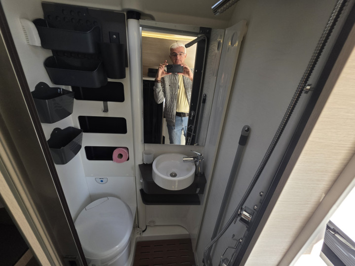 Rapido V68 2023 occasion – Lits jumeaux – 26 100 km