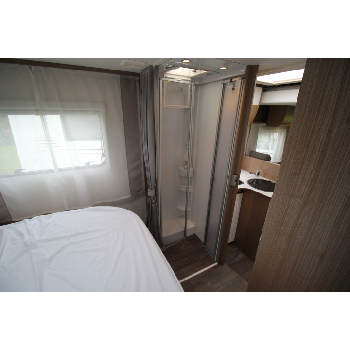 Camping-car profilé Carado T449 état neuf 2020 18700km occasion 4 couchages