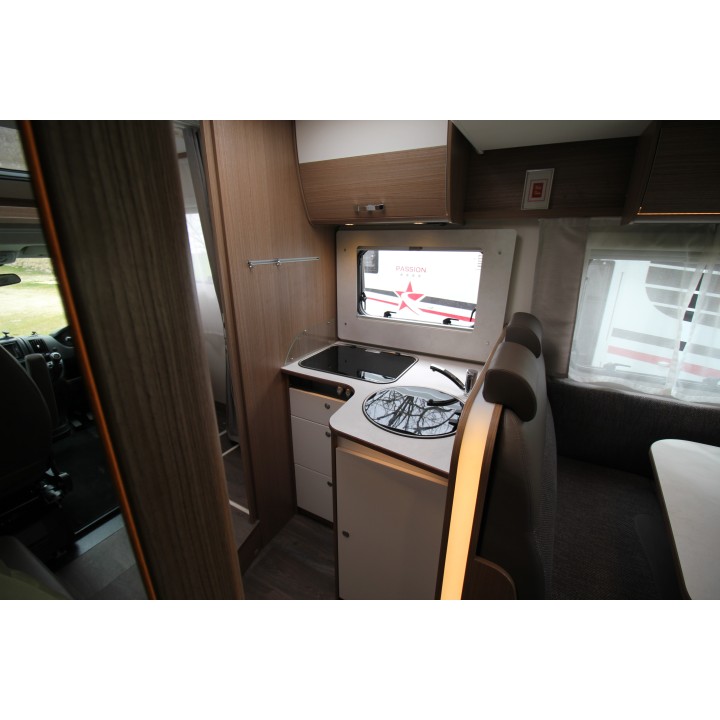 Camping-car profilé Carado T449 état neuf 2020 18700km occasion 4 couchages