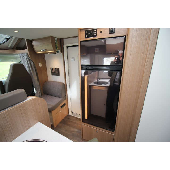 Camping-car profilé Carado T449 état neuf 2020 18700km occasion 4 couchages