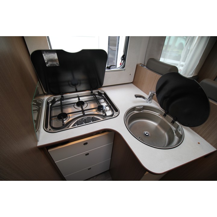 Carado T449 état neuf 2020 18700km occasion 4 couchages