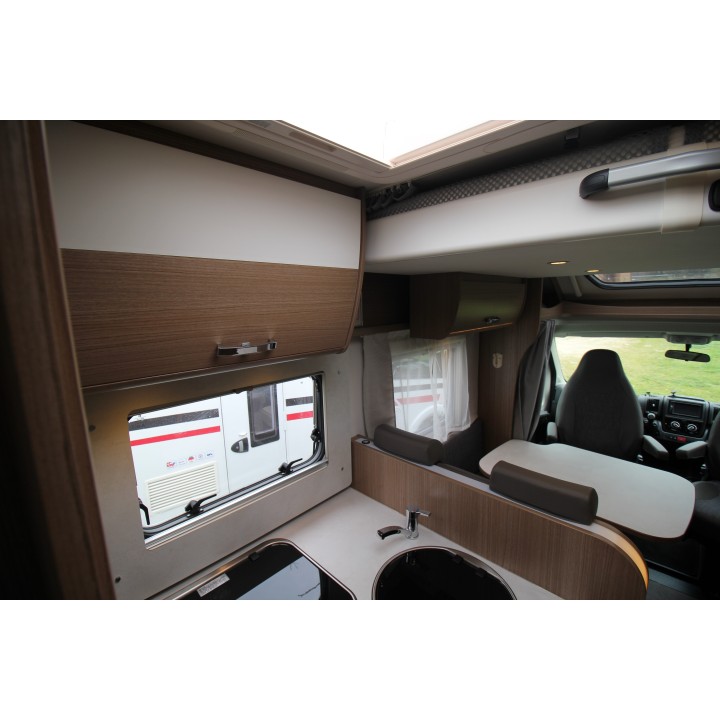 Camping-car profilé Carado T449 état neuf 2020 18700km occasion 4 couchages