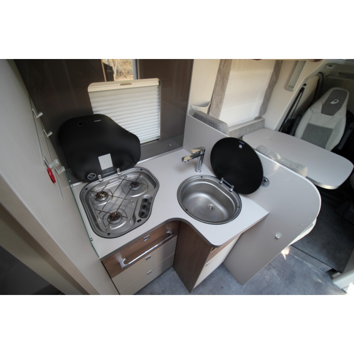 Camping-car profilé Dethleffs Trend d'occasion très bon état T7057EB