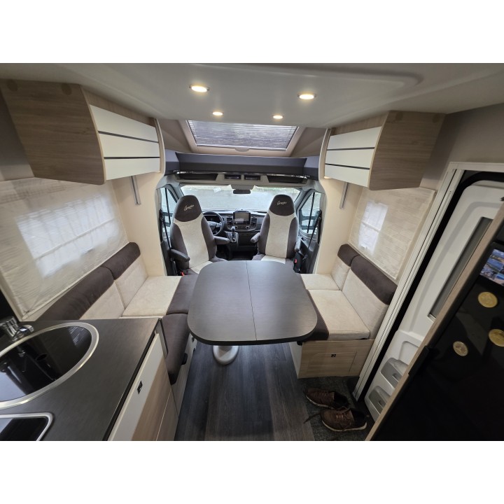 Camping-car profilé d'occasion Challenger 328 Graphite édition anniversary VIP 2021 27200km état neuf