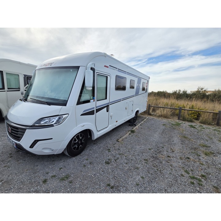 Camping-car intégral Pilote G720FC Sensation occasion récent