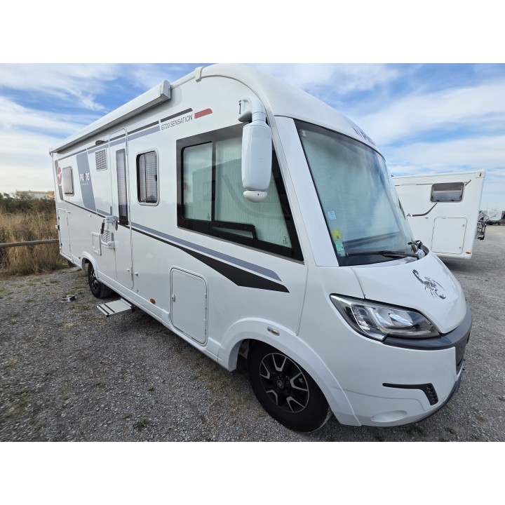 Camping-car intégral Pilote G720FC Sensation occasion récent
