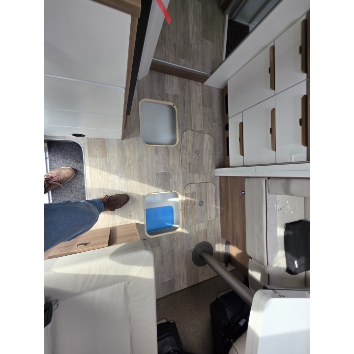 Camping-car intégral Pilote G720FC Sensation occasion récent
