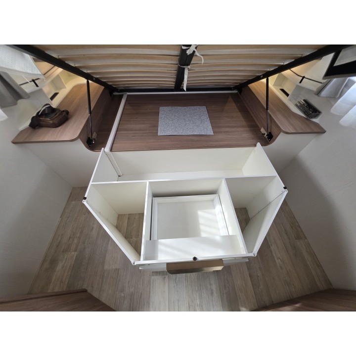 Camping-car intégral Pilote G720FC Sensation occasion récent