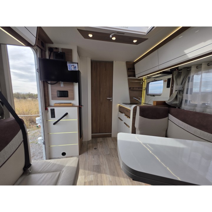 Camping-car intégral Pilote G720FC Sensation occasion récent