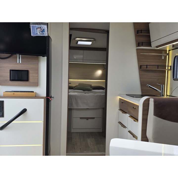 Camping-car intégral Pilote G720FC Sensation occasion récent