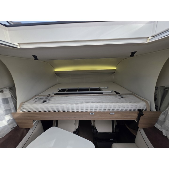 Camping-car intégral Pilote G720FC Sensation occasion récent