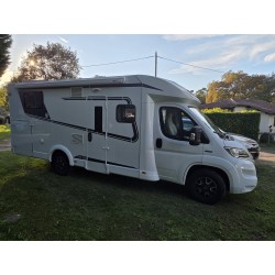 Etrusco T7400SBC 7.40m TV ant sat store + options état neuf garantie 12 mois