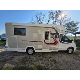 Camping-car profilé d'occasion Challenger 308 boîte auto 170 cv 7.09m garantie 12 mois