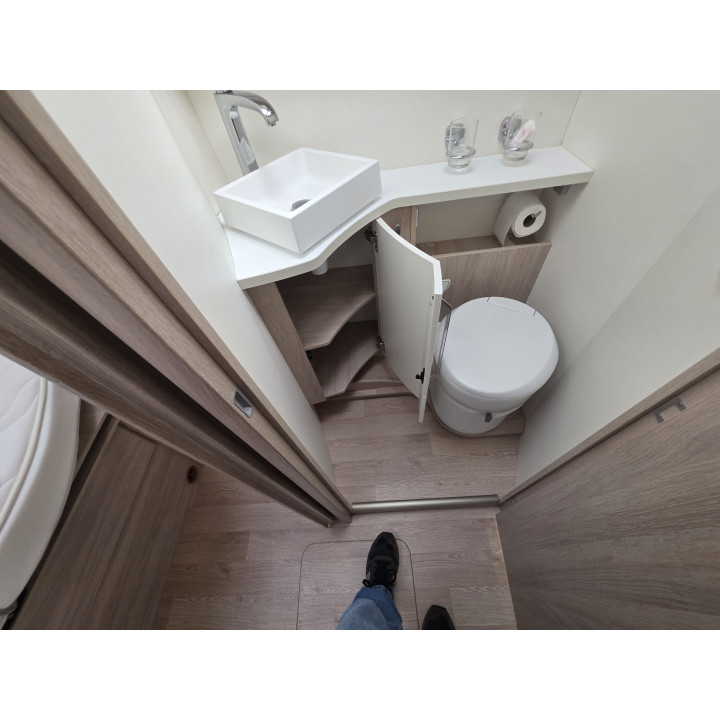 Rapido 696F Premium Edition suréquipé Garanti 12 mois occasion