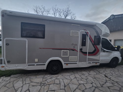 Camping-car profilé d'occasion Challenger 328 boîte auto 7.19m garantie 1 an 170cv lithium