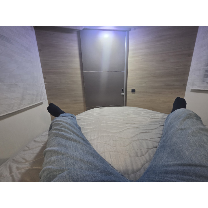 Camping-car profilé d'occasion Challenger 328 boîte auto 7.19m garantie 1 an 170cv lithium