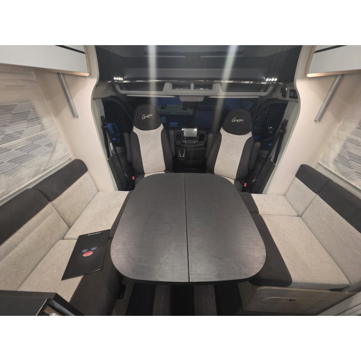 Camping-car profilé d'occasion Challenger 328 boîte auto 7.19m garantie 1 an 170cv lithium