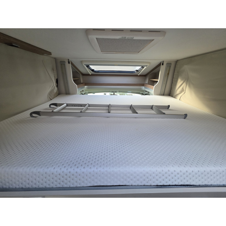 Camping-car profilé occasion Dethleffs Trend T7057EBL Garantie 1 an TV Sat Store