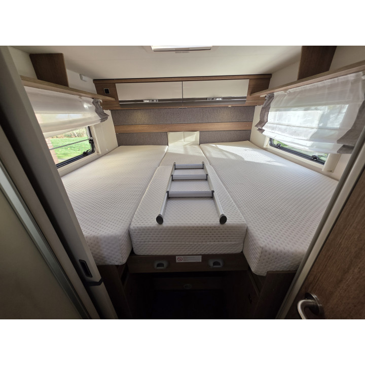 Camping-car profilé occasion Dethleffs Trend T7057EBL Garantie 1 an TV Sat Store