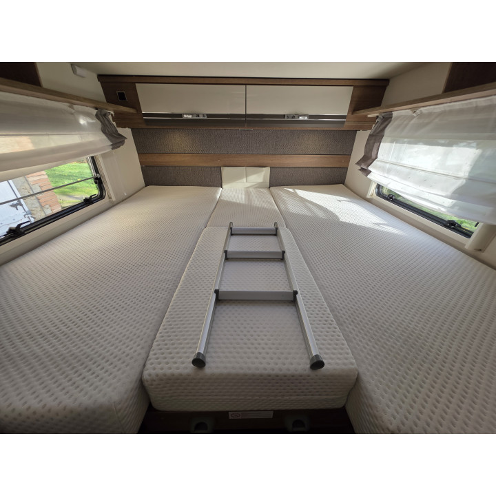Camping-car profilé occasion Dethleffs Trend T7057EBL Garantie 1 an TV Sat Store