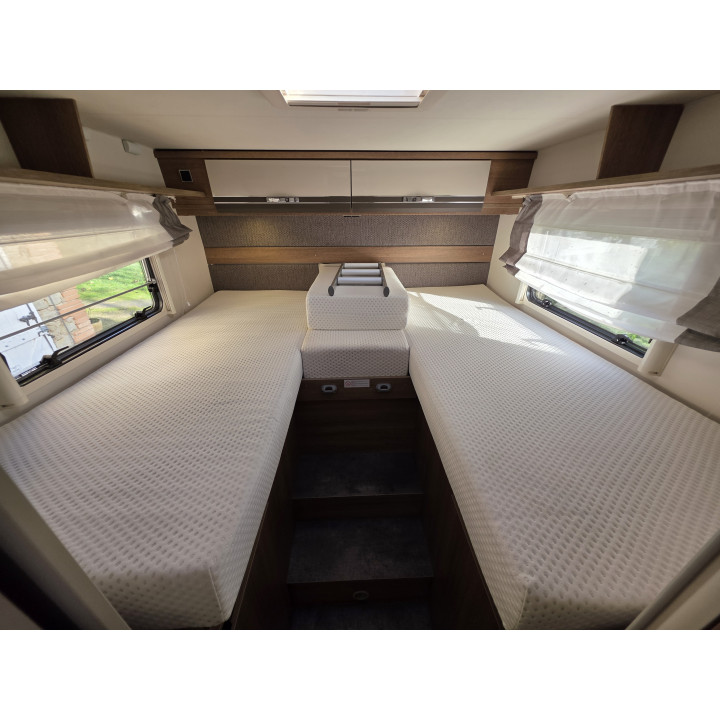 Camping-car profilé occasion Dethleffs Trend T7057EBL Garantie 1 an TV Sat Store