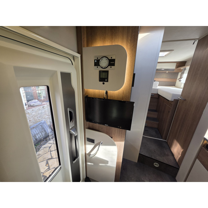 Dethleffs Trend T7057EBL Garantie 1 an TV Sat Store