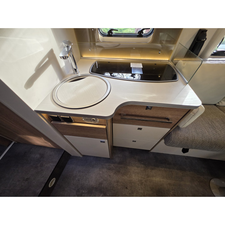 Dethleffs Trend T7057EBL Garantie 1 an TV Sat Store