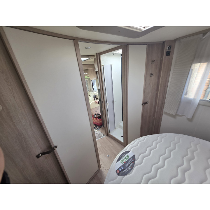 Camping-car intégral Pilote G740C Expression occasion récent
