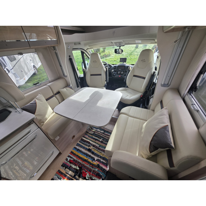 Camping-car intégral Pilote G740C Expression occasion récent