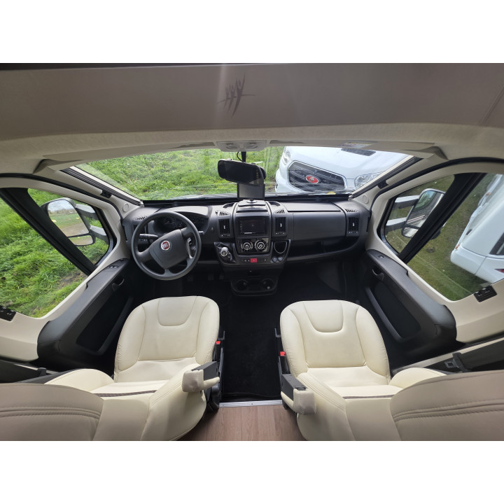 Camping-car intégral Pilote G740C Expression occasion récent