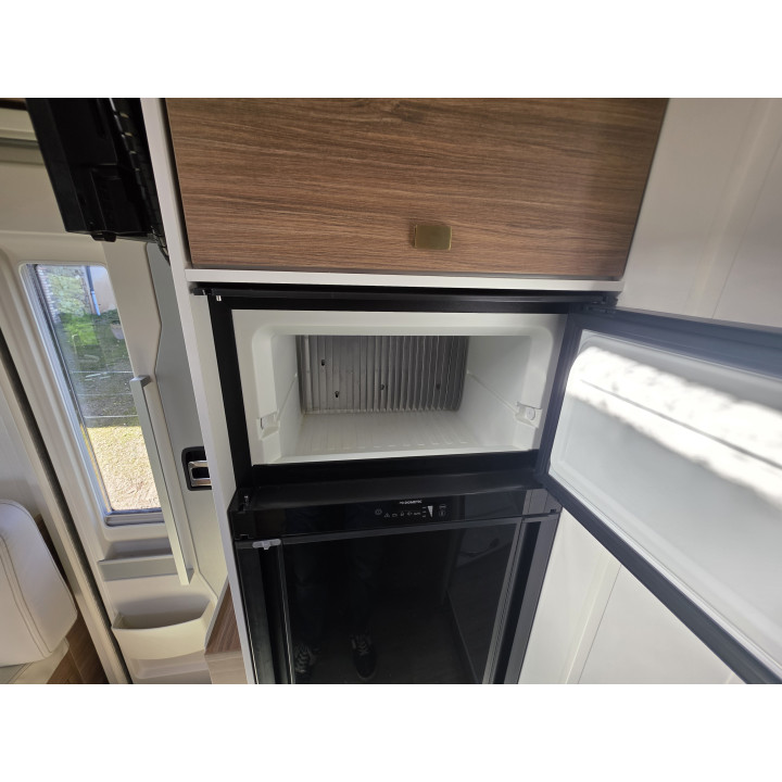 Camping-car intégral Pilote G740C Expression occasion récent