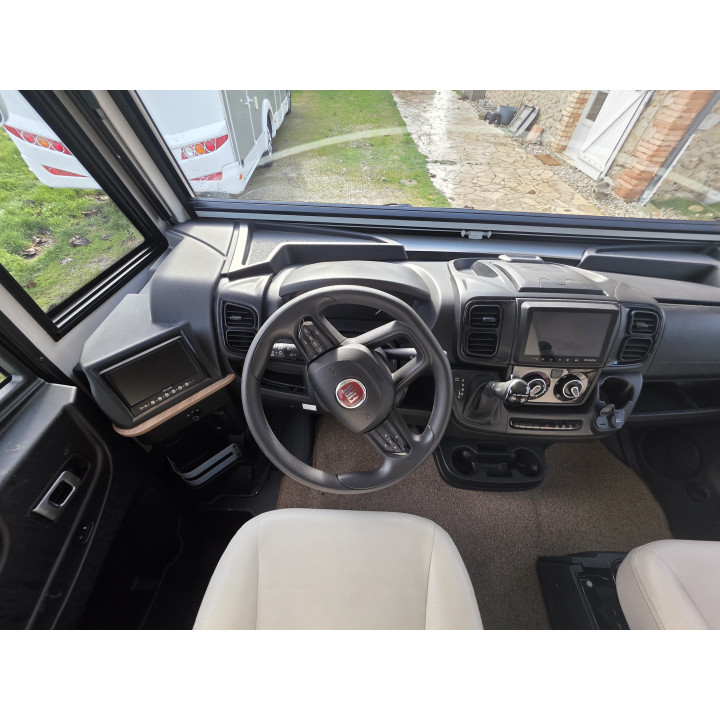 Camping-car intégral Pilote G740C Expression occasion récent