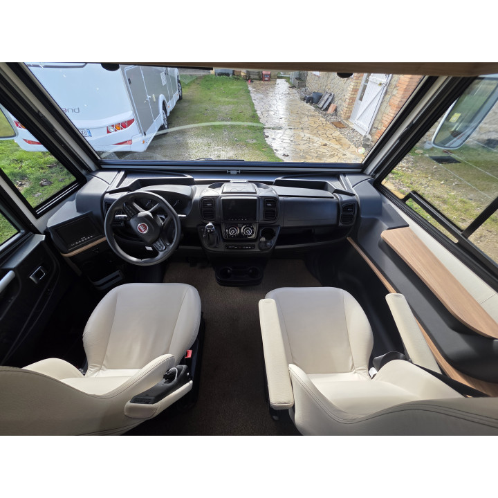 Camping-car intégral Pilote G740C Expression occasion récent